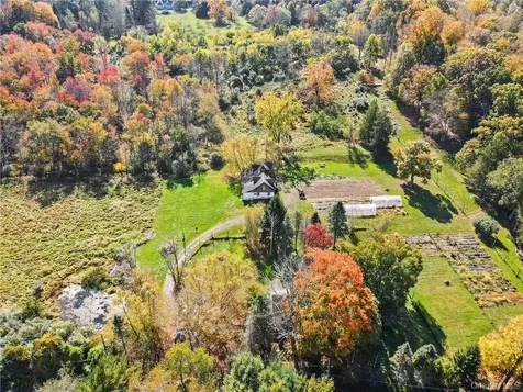 34-42 Boutonville Road Pound Ridge NY 10576