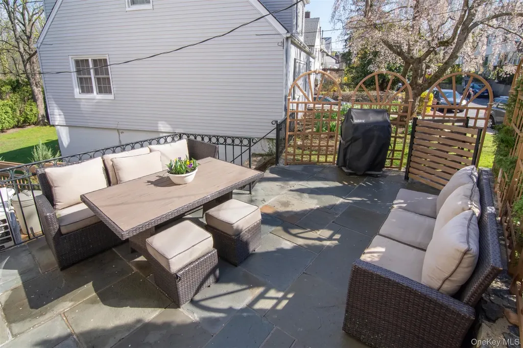 73 Kensington Road Bronxville NY 10708