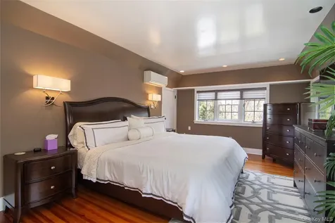 73 Kensington Road Bronxville NY 10708