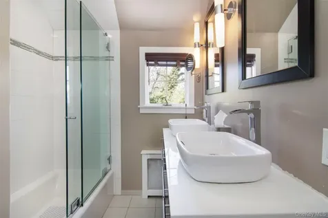 73 Kensington Road Bronxville NY 10708