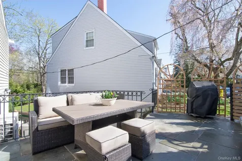 73 Kensington Road Bronxville NY 10708