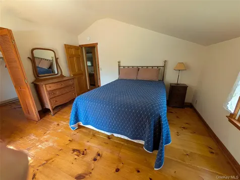 550 Browning Road Salt Point NY 12578