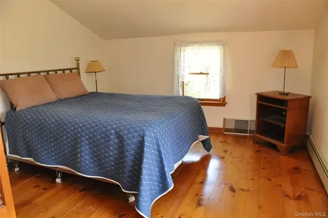 550 Browning Road Salt Point NY 12578