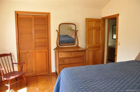 550 Browning Road Salt Point NY 12578