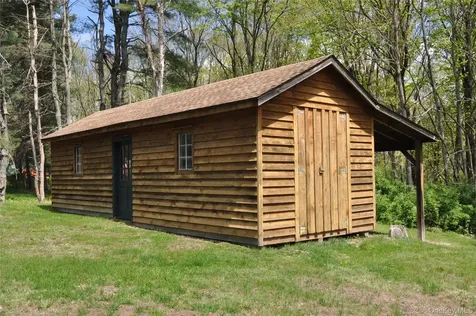 550 Browning Road Salt Point NY 12578