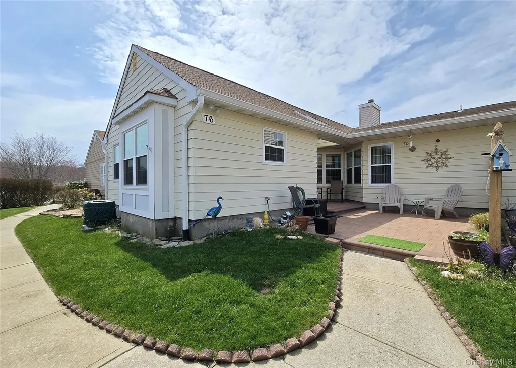 76 Theodore Drive Coram NY 11727