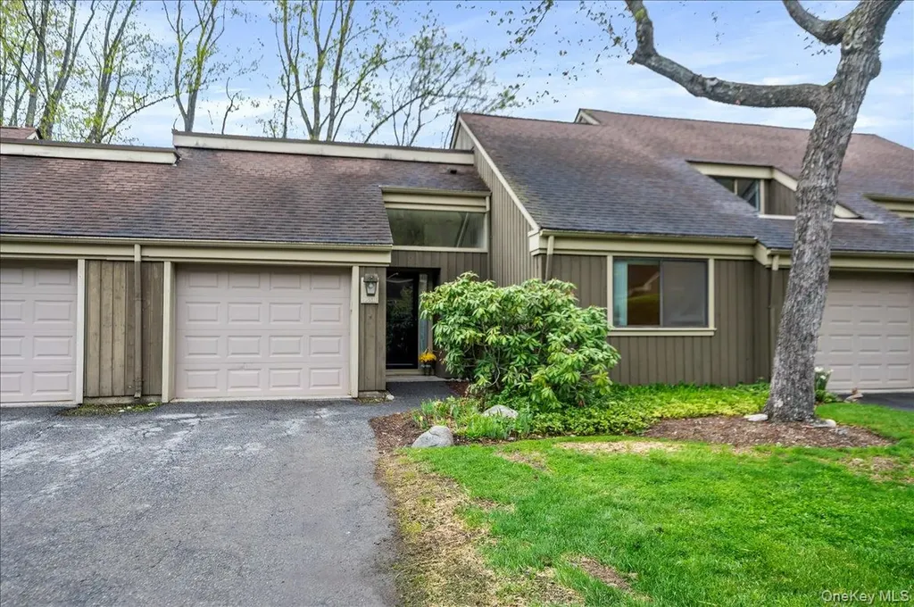 955 Heritage Hills Somers NY 10589