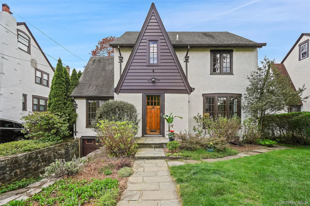 7 Bogert Place Bronxville NY 10708