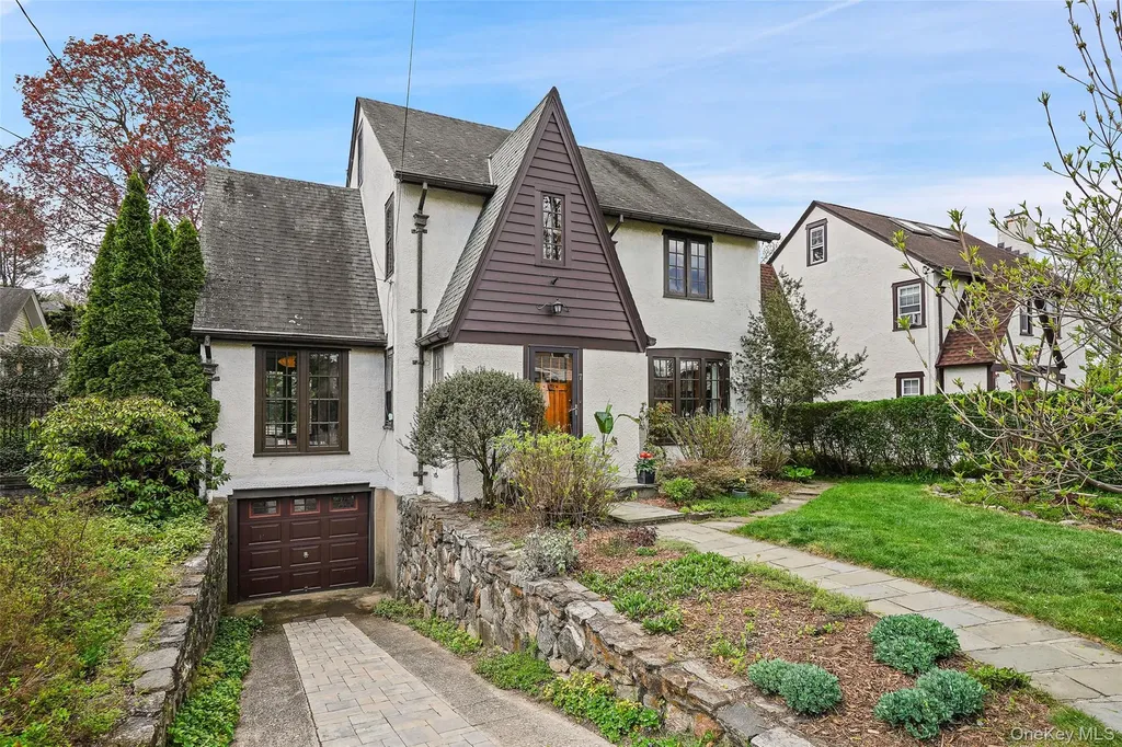 7 Bogert Place Bronxville NY 10708