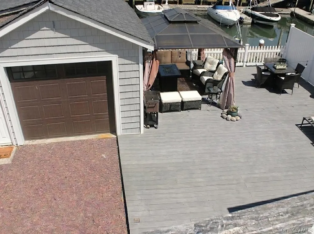 2845 Alder Road Bellmore NY 11710