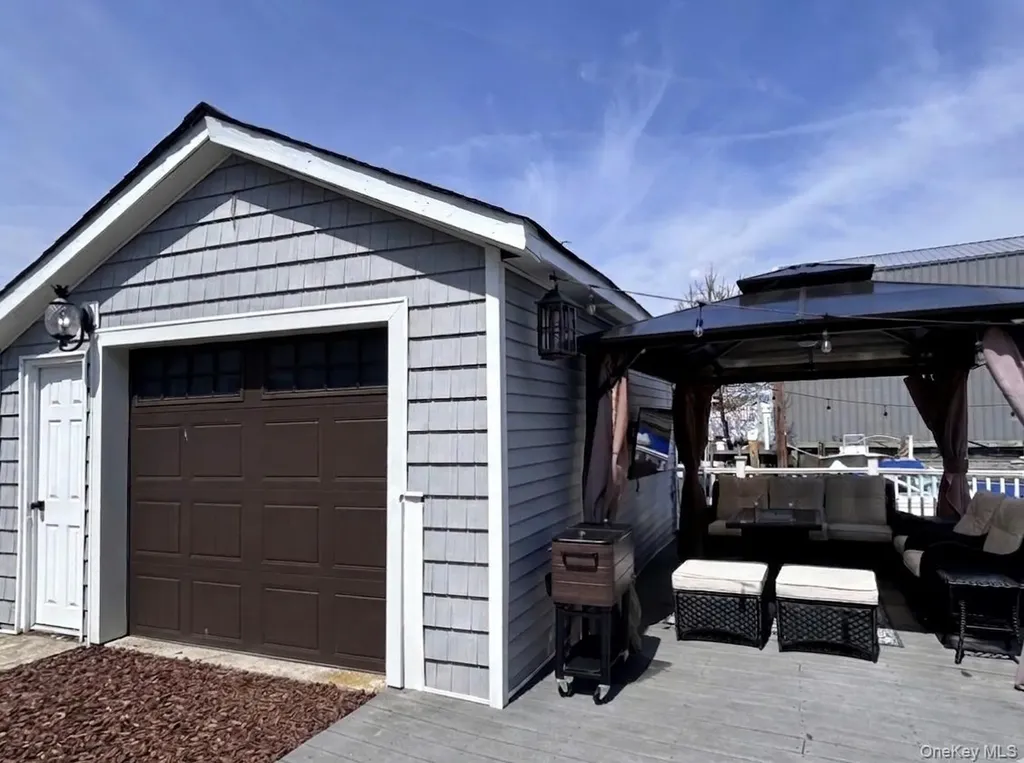 2845 Alder Road Bellmore NY 11710