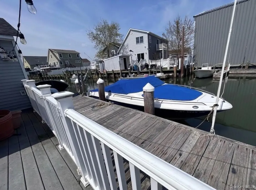 2845 Alder Road Bellmore NY 11710