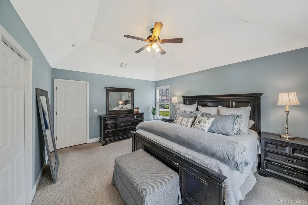 19 Probst Drive Shirley NY 11967
