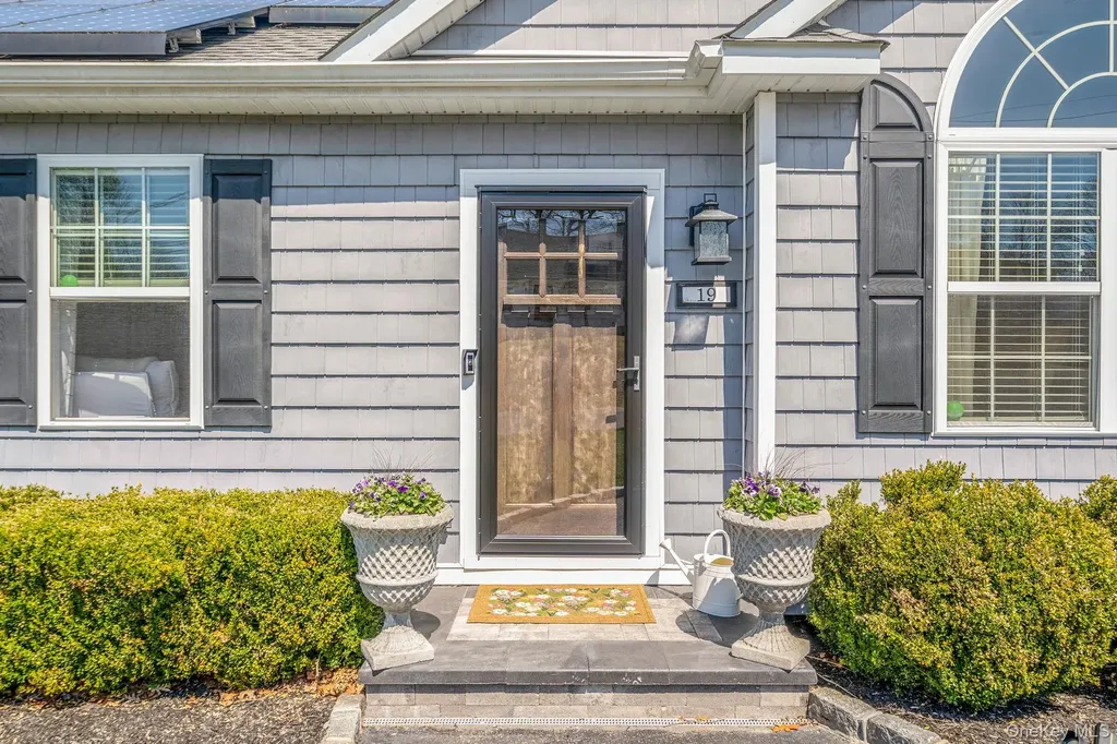 19 Probst Drive Shirley NY 11967