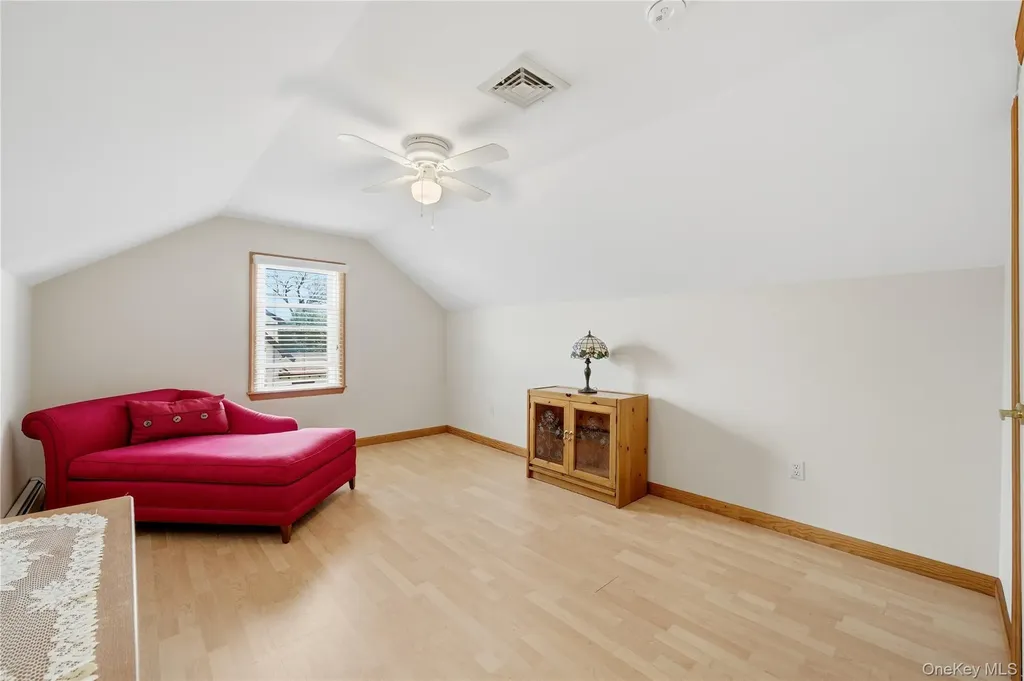 36 Hemlock Lane Bay Shore NY 11706
