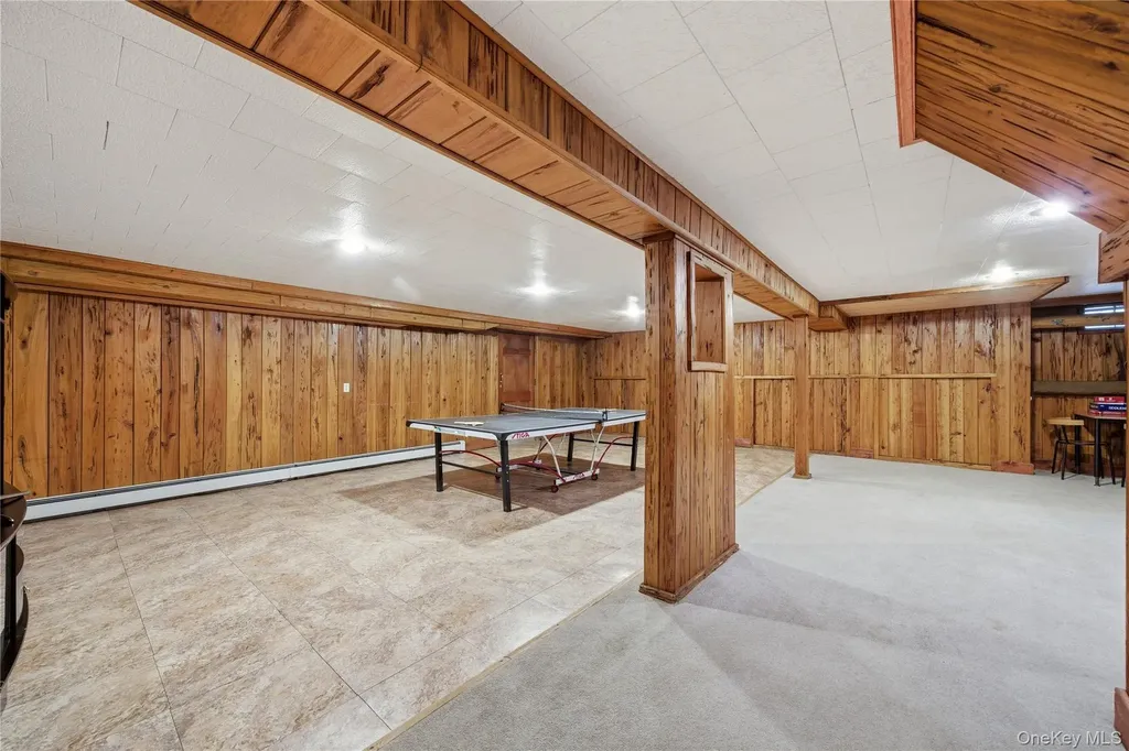 36 Hemlock Lane Bay Shore NY 11706