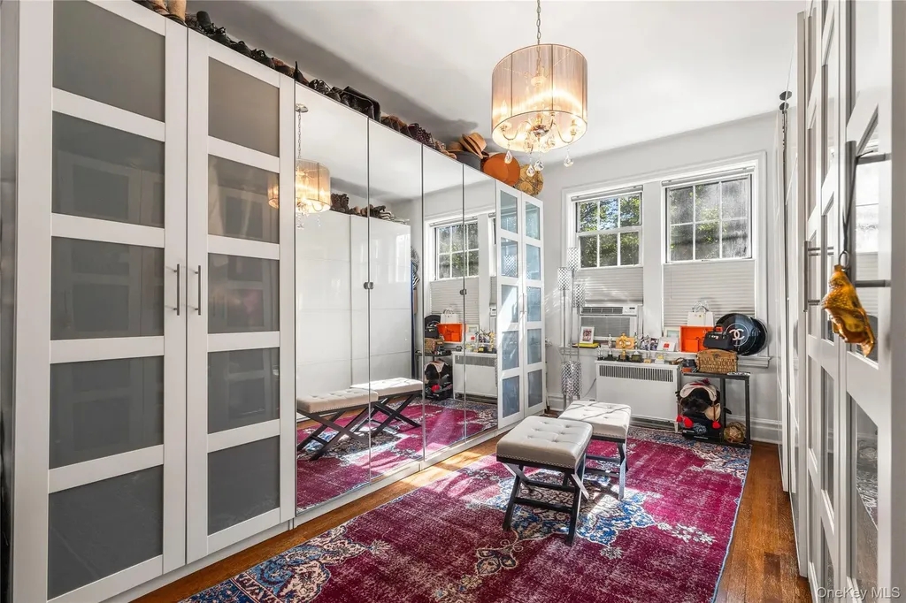 25 Parkview Avenue Bronxville NY 10708
