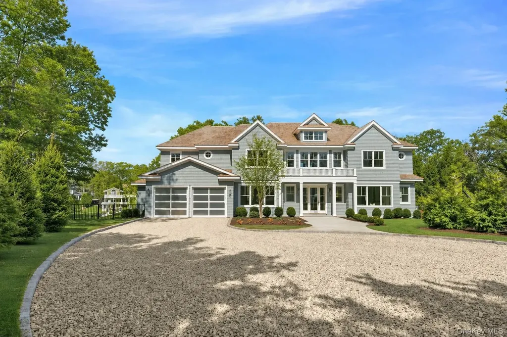 15 Old Point Road Quogue NY 11959