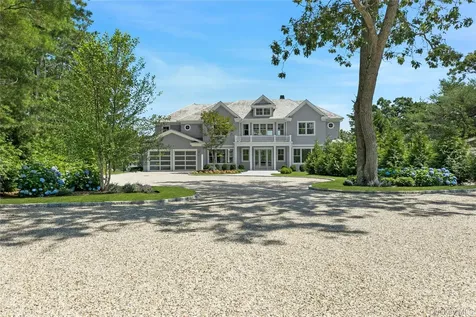 15 Old Point Road Quogue NY 11959