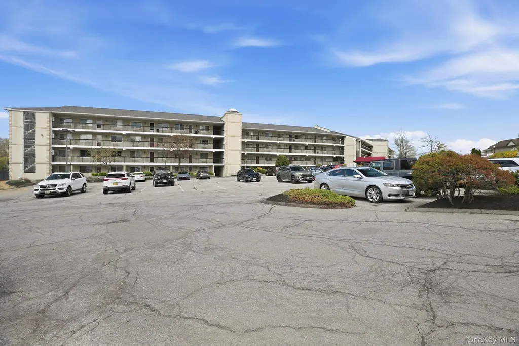 4 Marina Drive Mahopac NY 10541
