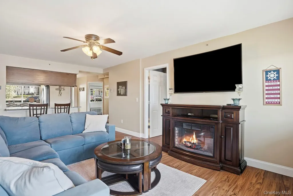 4 Marina Drive Mahopac NY 10541