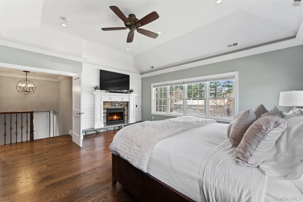 38 Byway Hartsdale NY 10530