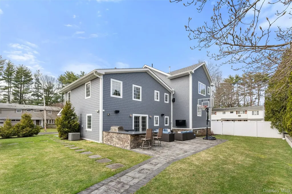 38 Byway Hartsdale NY 10530