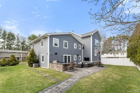 38 Byway Hartsdale NY 10530