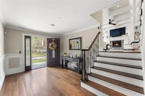 38 Byway Hartsdale NY 10530