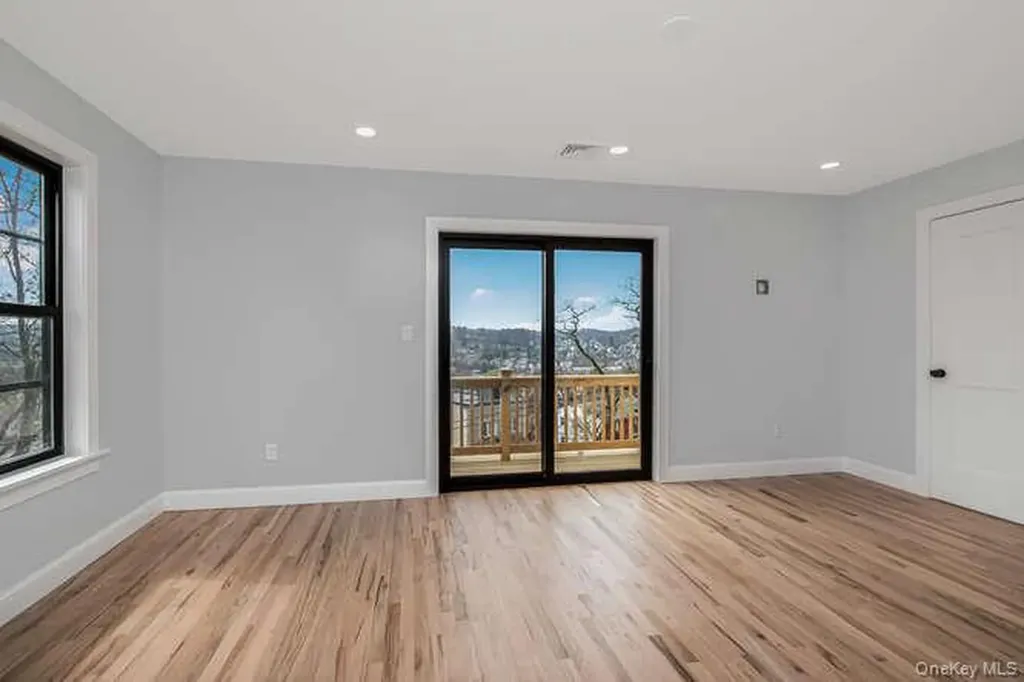 91 Ridgeview Avenue Yonkers NY 10710