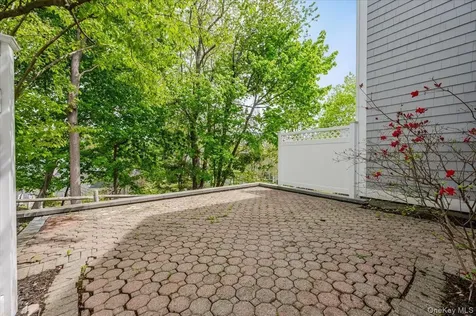 59 Clarewood Drive Hastings-on-hudson NY 10706