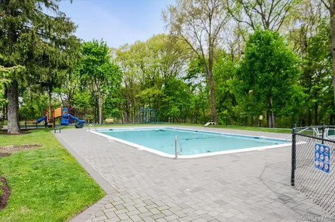 59 Clarewood Drive Hastings-on-hudson NY 10706