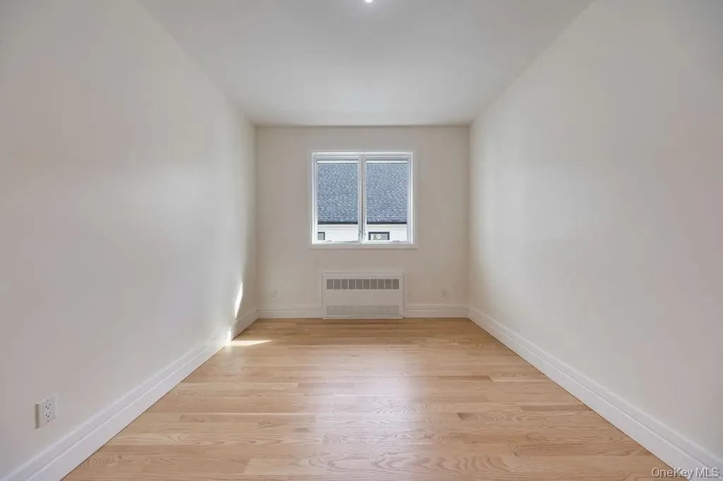20 Singer Avenue Spring Valley NY 10977