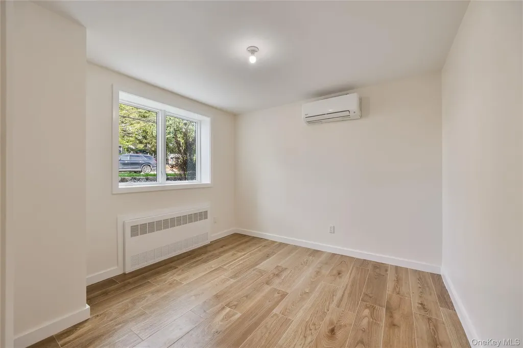 20 Singer Avenue Spring Valley NY 10977