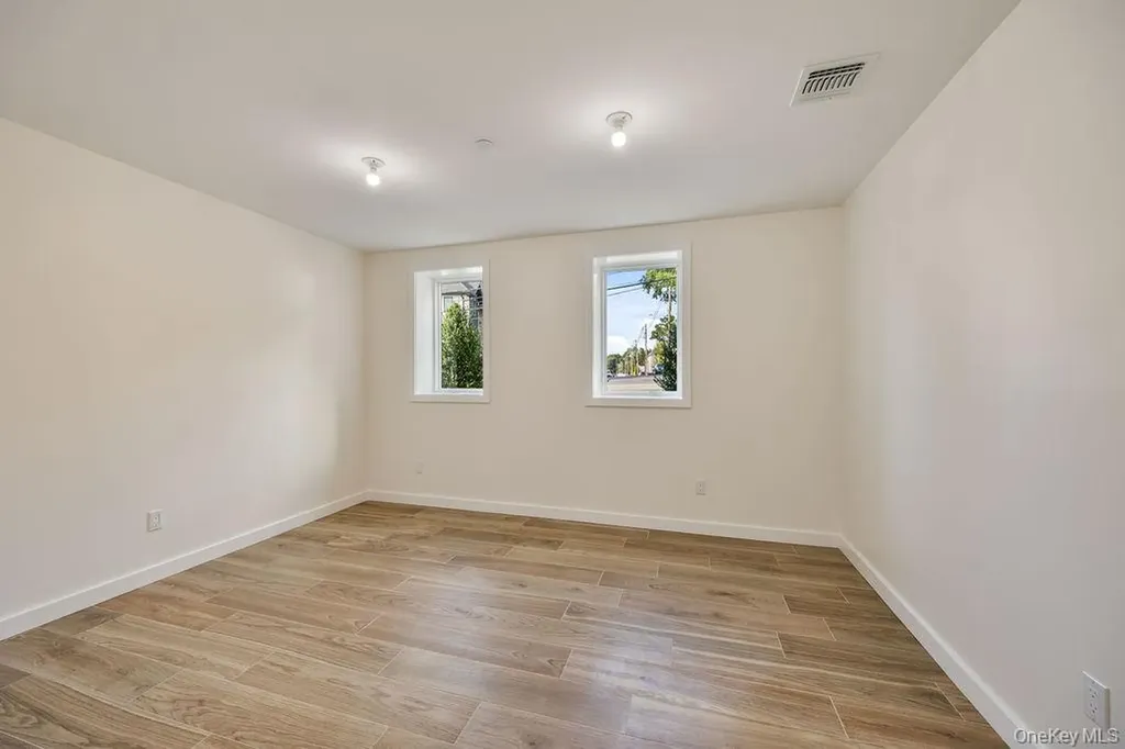 20 Singer Avenue Spring Valley NY 10977