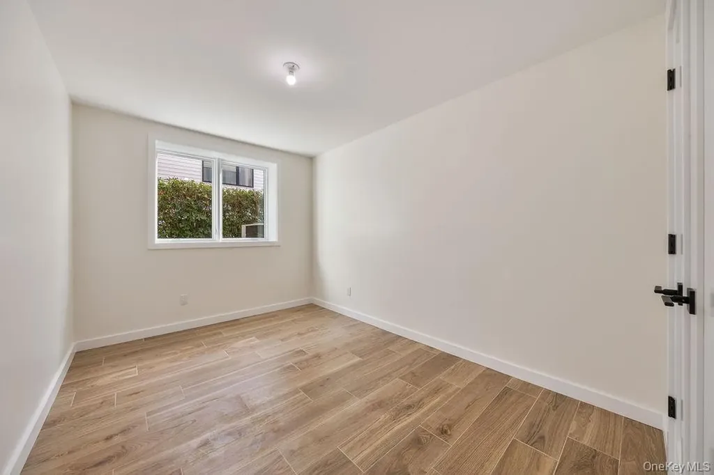 20 Singer Avenue Spring Valley NY 10977
