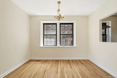 196 Garth Road Scarsdale NY 10583