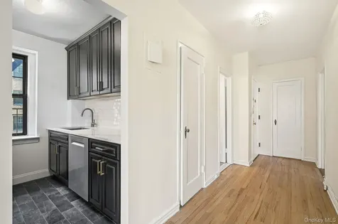 196 Garth Road Scarsdale NY 10583