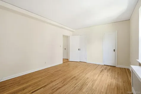 196 Garth Road Scarsdale NY 10583