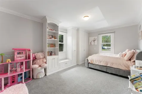 99 Donnybrook Road Scarsdale NY 10583
