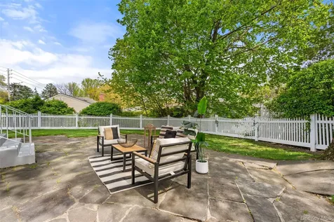 99 Donnybrook Road Scarsdale NY 10583