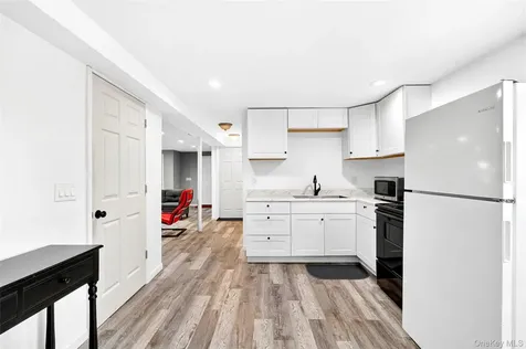 11 Colonel Glenn Drive Carmel NY 10512