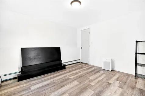 11 Colonel Glenn Drive Carmel NY 10512