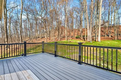 11 Colonel Glenn Drive Carmel NY 10512