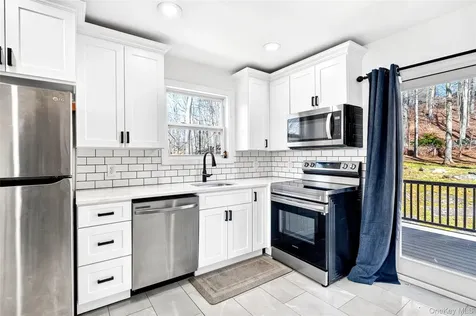 11 Colonel Glenn Drive Carmel NY 10512