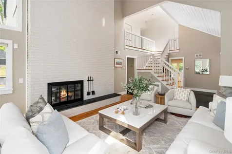 95 Old Lyme Road Chappaqua NY 10514
