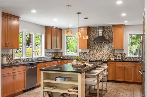 95 Old Lyme Road Chappaqua NY 10514