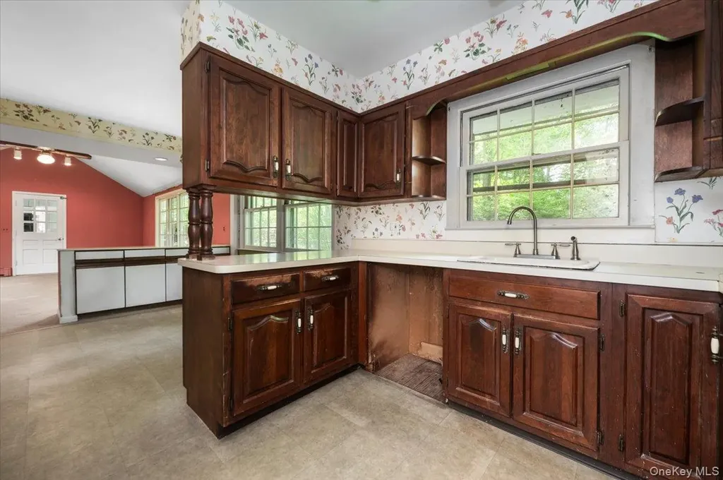 44 Emery Street Mount Kisco NY 10549