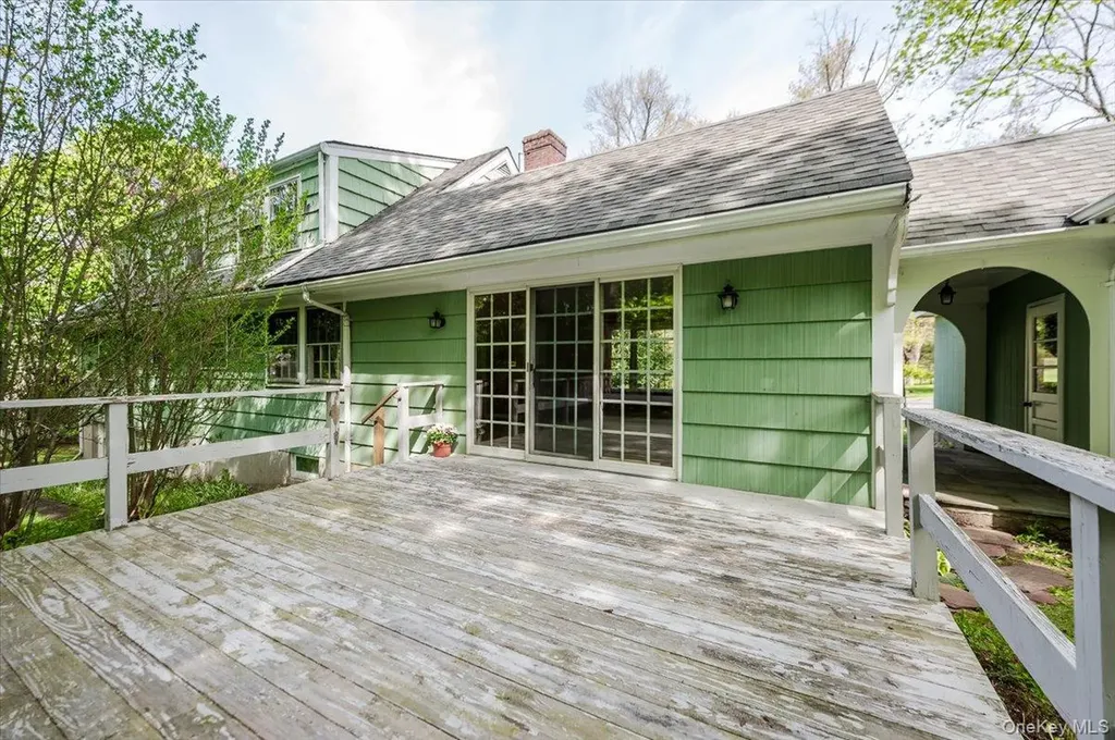 44 Emery Street Mount Kisco NY 10549