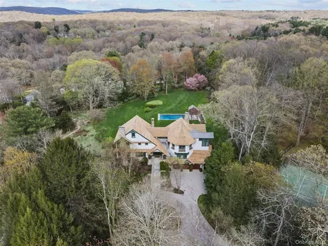 10 Upland Road N Bedford NY 10506